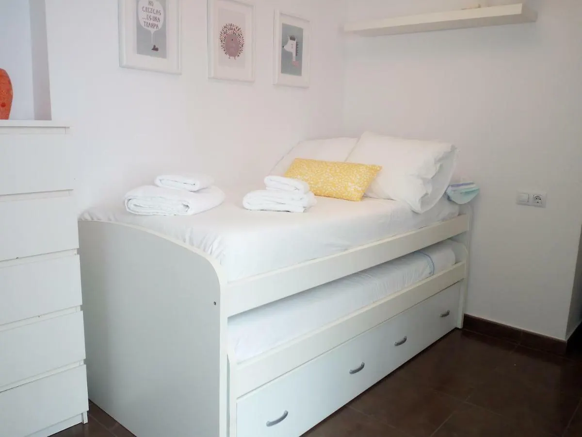 Atico Luminoso Centro Marbella 아파트